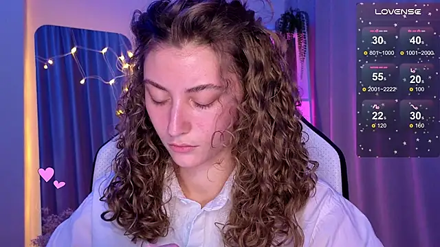 lady curls online show from March 2025 11:47:01 PM