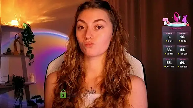 lady curls online show from March 2026 10:26:02 PM