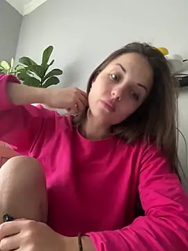 Snapshot of AmiLavs chatting on December 2025 11:14:02 AM AmiLavs online show from December 2025 11:14:02 AM