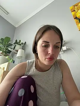 AmiLavs online show from May 2026 10:44:01 AM