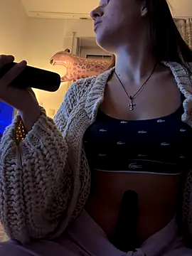 Snapshot of EmilyWi_ chatting on October 2025 09:26:02 PM EmilyWi online show from October 2025 09:26:02 PM