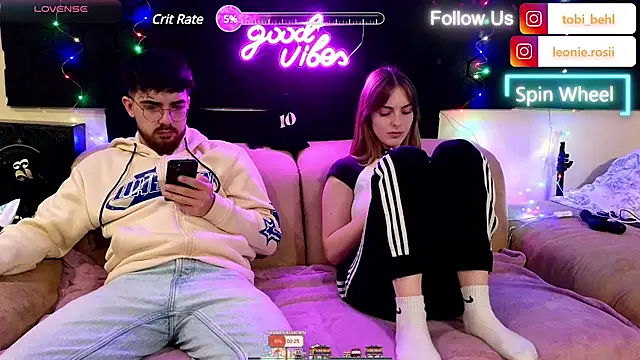 MrAndMrsSavage online show from December 2024 10:37:01 PM