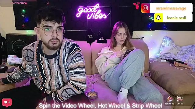 MrAndMrsSavage online show from December 2024 05:32:01 PM