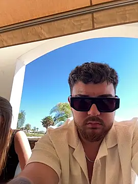 MrAndMrsSavage online show from April 2026 01:05:02 PM