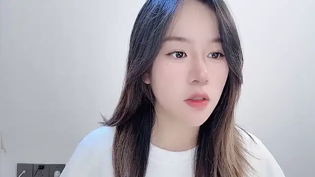 Snapshot of chloe-01 chatting on November 2025 04:06:02 AM chloe-01 online show from November 2025 04:06:02 AM