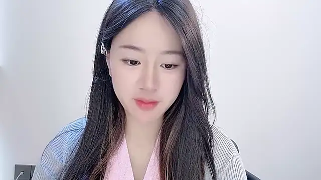 Snapshot of chloe-01 chatting on November 2025 02:43:02 AM chloe-01 online show from November 2025 02:43:02 AM