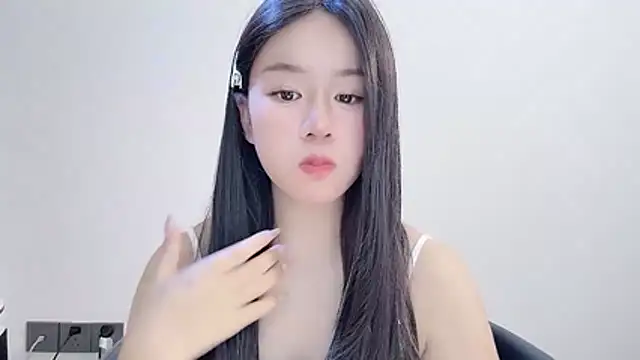 Snapshot of chloe-01 chatting on December 2025 03:38:02 AM chloe-01 online show from December 2025 03:38:02 AM