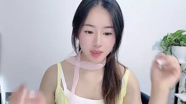 Snapshot of chloe-01 chatting on January 2026 05:42:01 AM chloe-01 online show from January 2026 05:42:01 AM