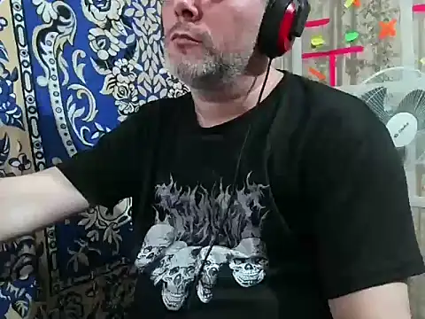 AgnichBan online show from September 2025 06:44:02 PM