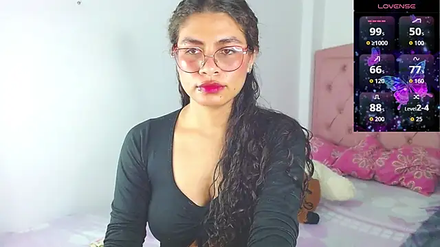 Snapshot of Cynthia_hazel chatting on November 2025 03:41:01 AM Cynthia hazel online show from November 2025 03:41:01 AM