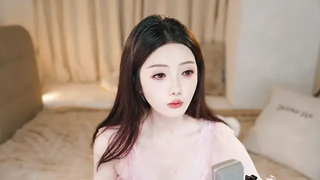 Eimile online show from March 2025 02:59:02 PM