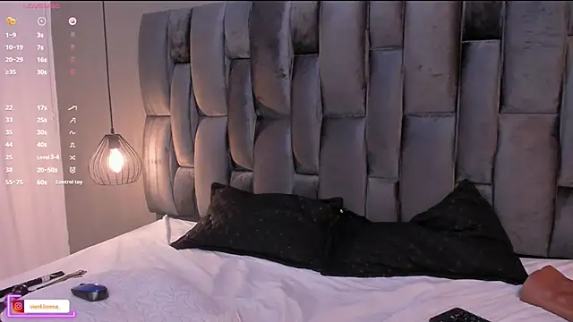 Snapshot of Lorena_Vieira_ chatting on February 2025 10:53:01 PM Lorena Vieira  online show from February 2025 10:53:01 PM