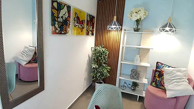 Dalila Sky online show from November 2025 06:07:01 PM