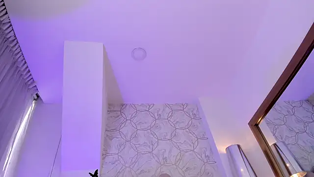 Foxy200   online show from October 2025 07:56:01 PM