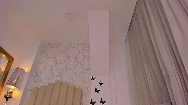 Snapshot of Foxy200__ chatting on June 2026 08:11:02 PM Foxy200 online show from June 2026 08:11:02 PM