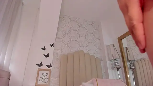 Snapshot of Foxy200__ chatting on July 2026 07:51:02 PM Foxy200 online show from July 2026 07:51:02 PM