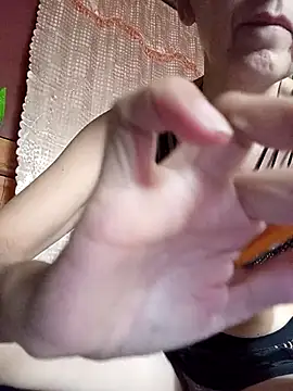 Snapshot of NanitaFun chatting on November 2025 02:51:01 PM NanitaFun online show from November 2025 02:51:01 PM