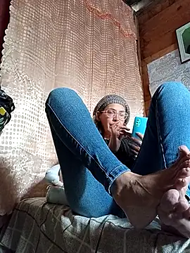 Snapshot of NanitaFun chatting on December 2025 04:02:01 PM NanitaFun online show from December 2025 04:02:01 PM