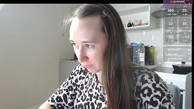 Snapshot of --Model--2 chatting on September 2025 01:05:01 AM --Model--2 online show from September 2025 01:05:01 AM