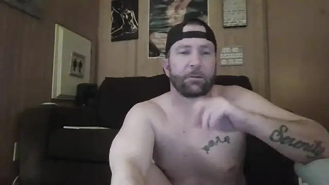 Snapshot of Edward_LongCock chatting on March 2026 05:13:02 AM Edward LongCock online show from March 2026 05:13:02 AM