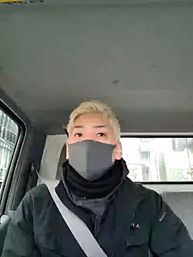 Snapshot of da--------i chatting on February 2025 08:02:02 AM da--------i online show from February 2025 08:02:02 AM