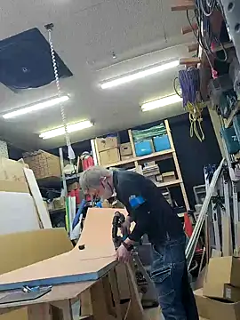 Snapshot of da--------i chatting on March 2025 05:28:02 AM da--------i online show from March 2025 05:28:02 AM