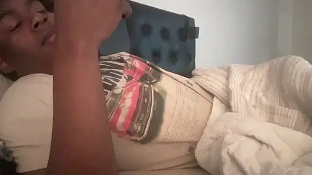 Snapshot of tokenkingtn chatting on October 2025 04:57:01 PM tokenkingtn online show from October 2025 04:57:01 PM