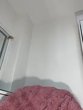  Luana online show from May 2026 03:40:01 PM