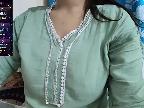 Snapshot of Reika_01 chatting on June 2026 01:28:01 AM Reika 01 online show from June 2026 01:28:01 AM