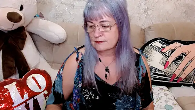 SiberiabBerry online show from November 2025 01:11:01 PM