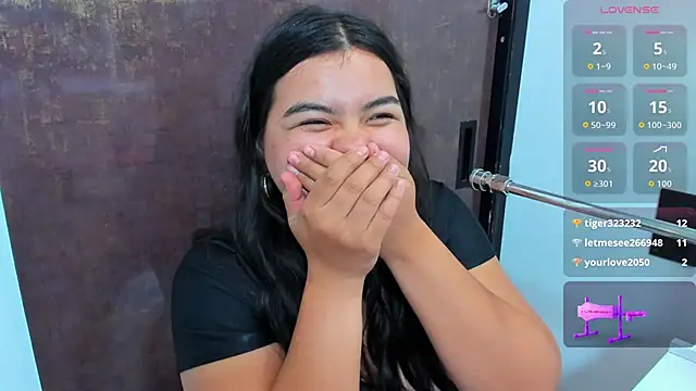 Snapshot of klhoe_boobs chatting on October 2025 04:04:02 AM klhoe boobs online show from October 2025 04:04:02 AM