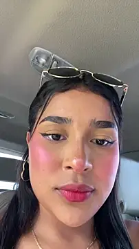 Snapshot of Mariangel_11 chatting on May 2026 02:45:01 PM Mariangel 11 online show from May 2026 02:45:01 PM