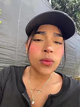 Snapshot of Mariangel_11 chatting on May 2026 02:33:01 PM Mariangel 11 online show from May 2026 02:33:01 PM