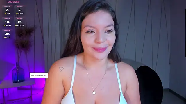 Snapshot of ValeriaRoldanX chatting on July 2026 11:14:01 AM ValeriaRoldanX online show from July 2026 11:14:01 AM