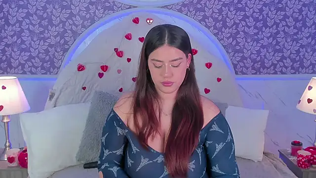 Miamontoya online show from February 2026 01:33:02 PM