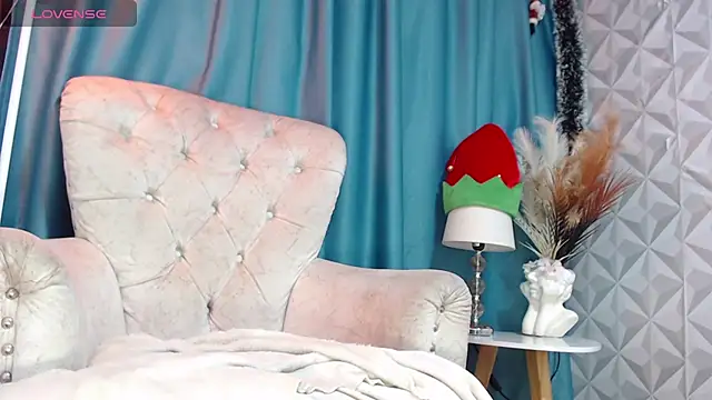 Snapshot of salome_Queenx chatting on December 2024 03:24:02 PM salome Queenx online show from December 2024 03:24:02 PM