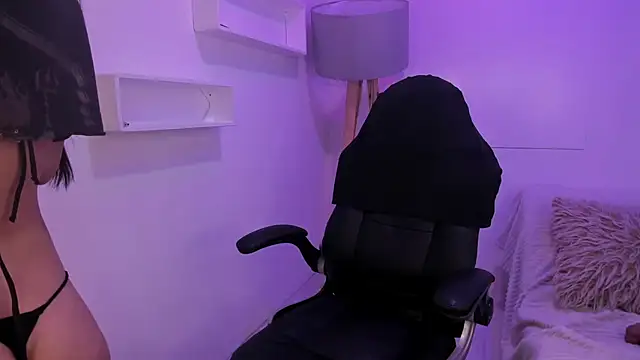 Hannie ws online show from February 2026 05:22:01 AM