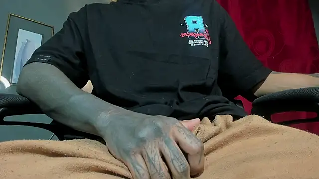 Travistanner 28 online show from February 2026 10:27:02 AM