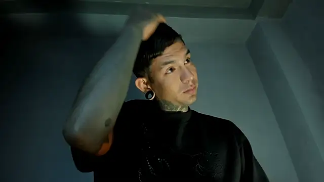 Travistanner 28 online show from April 2026 09:55:01 AM