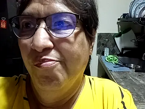 Snapshot of florecita69 chatting on March 2025 07:49:02 PM florecita69 online show from March 2025 07:49:02 PM