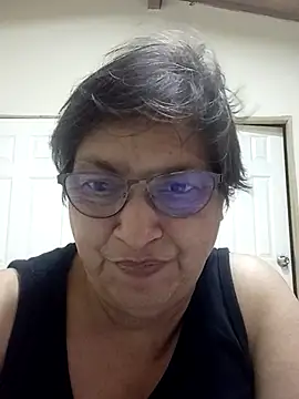 Snapshot of florecita69 chatting on March 2025 02:16:02 AM florecita69 online show from March 2025 02:16:02 AM