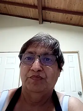 Snapshot of florecita69 chatting on March 2025 02:08:01 AM florecita69 online show from March 2025 02:08:01 AM