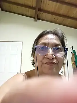 Snapshot of florecita69 chatting on October 2025 02:22:02 AM florecita69 online show from October 2025 02:22:02 AM