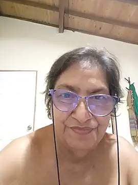 Snapshot of florecita69 chatting on October 2025 02:40:01 PM florecita69 online show from October 2025 02:40:01 PM