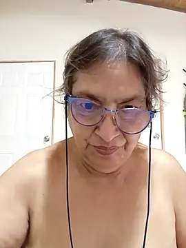 Snapshot of florecita69 chatting on October 2025 02:21:02 PM florecita69 online show from October 2025 02:21:02 PM