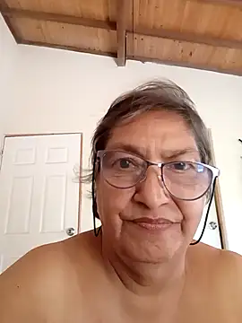 Snapshot of florecita69 chatting on November 2025 02:16:02 PM florecita69 online show from November 2025 02:16:02 PM