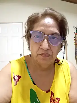 Snapshot of florecita69 chatting on November 2025 03:27:01 AM florecita69 online show from November 2025 03:27:01 AM