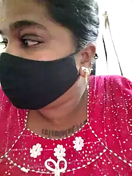 Snapshot of sulekha-mallu chatting on December 2024 10:19:01 PM sulekha-mallu online show from December 2024 10:19:01 PM