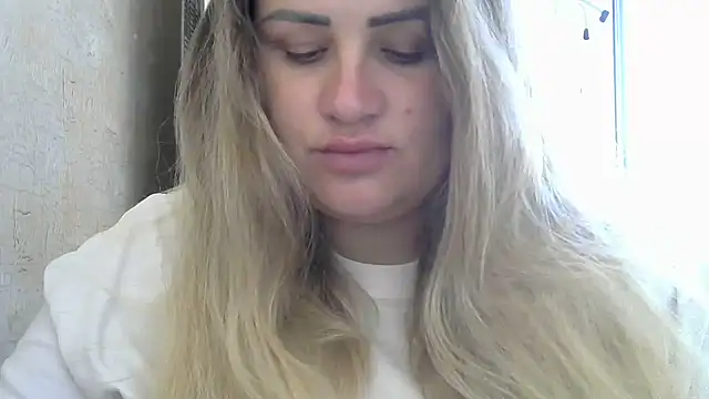 Snapshot of Honeydew-Waves chatting on September 2025 05:40:01 AM Honeydew-Waves online show from September 2025 05:40:01 AM