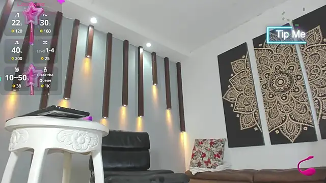 Snapshot of black_cami chatting on January 2025 11:47:01 PM black cami online show from January 2025 11:47:01 PM